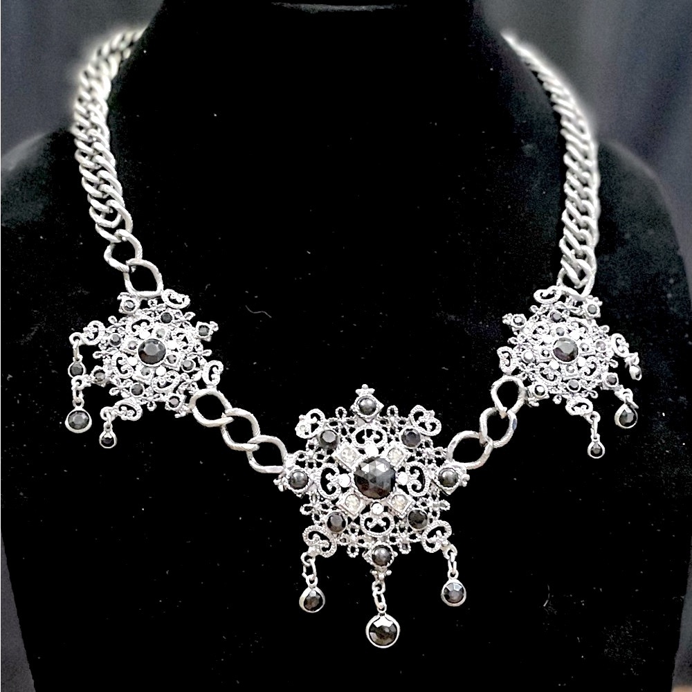 Pewter tone black rhinestone drippy toggle necklace​​​​